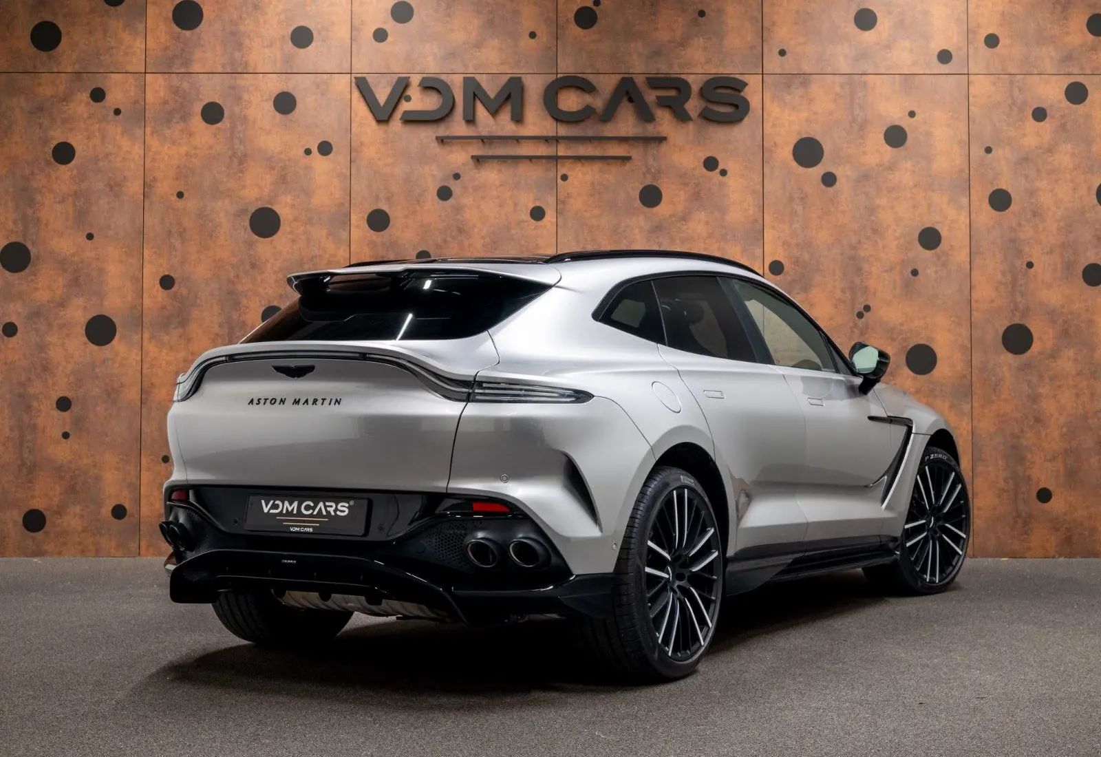 Aston Martin DBX 4.0 V8 707 * FACELIFT * ACC * 360 *  - 165744