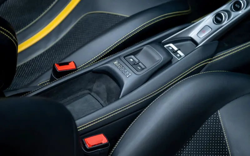 Ferrari F8 Spider * LIFT * AFS1 * CARBON * Racing Seats *  - 144787