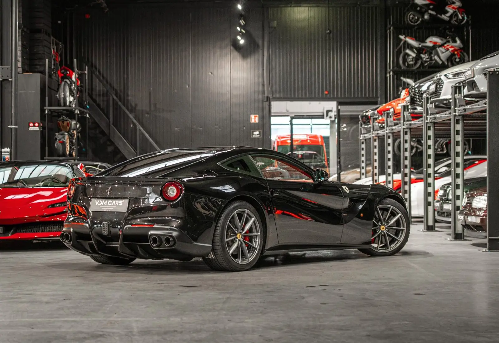 Ferrari F12 Berlinetta * ALCANTARA * CUSTOM * CARBON *  - 134884