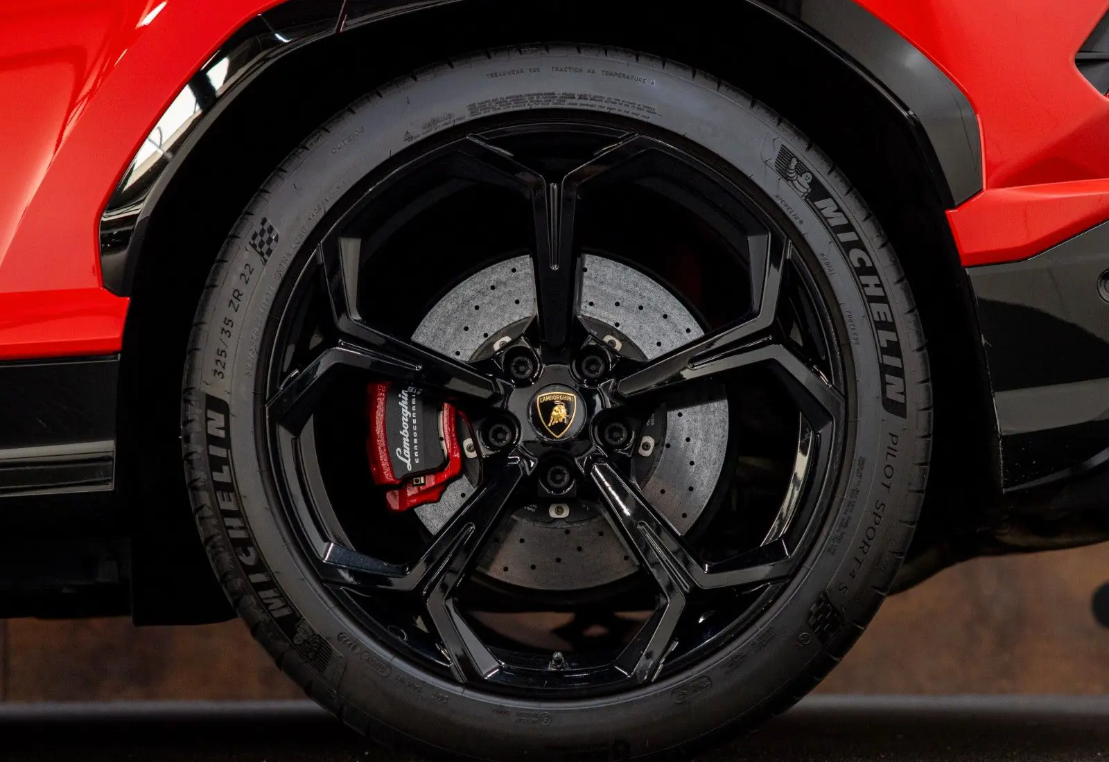Lamborghini Urus 4.0 V8 * Head-up * Pano * B&amp;O * ACC * Massage *  - 111608