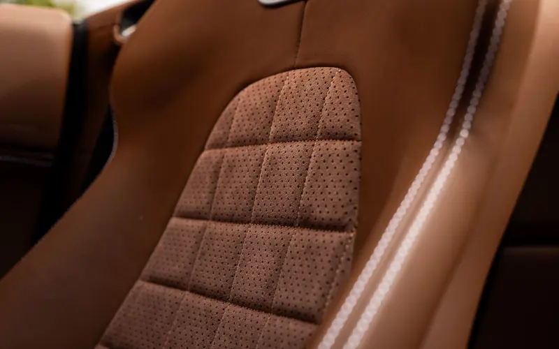Ferrari Roma Spider * SPECIAL COLOR * VENT * VOLL * LP €345.000 - 171152