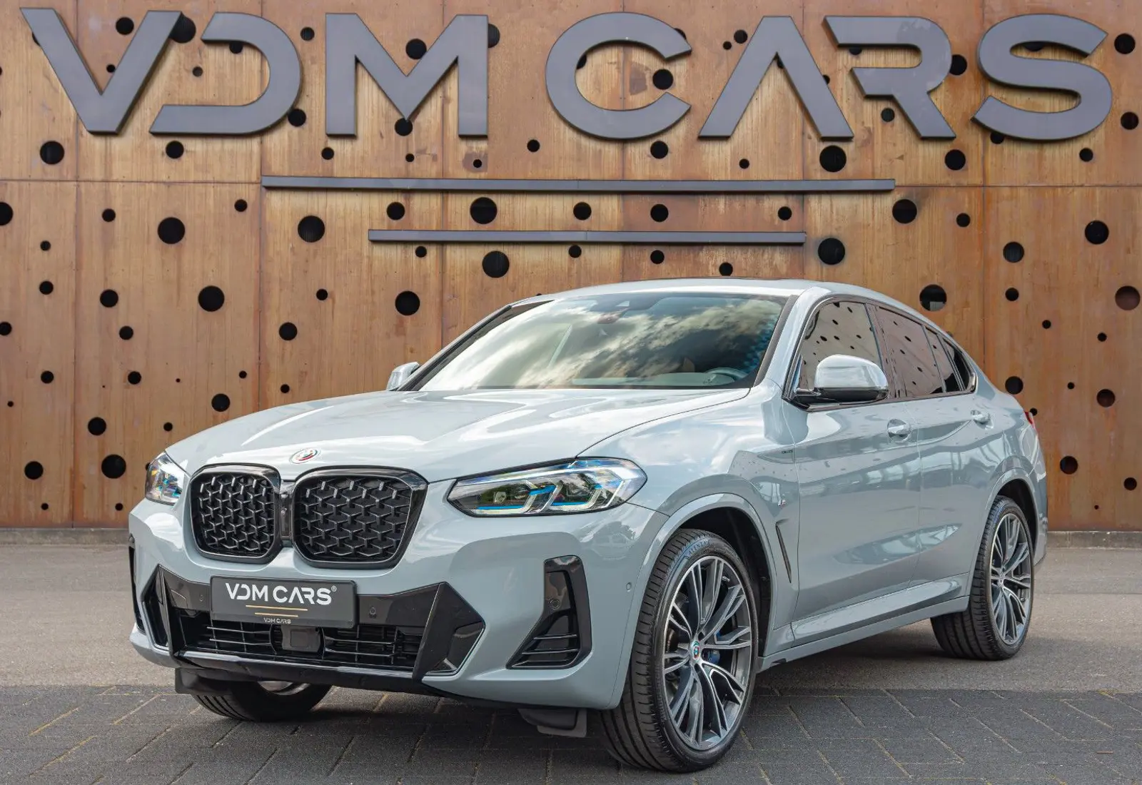 BMW X4 xDrive 20 i M Sport * PANO * HARMAN * 360 * SHADOW *  - 107475