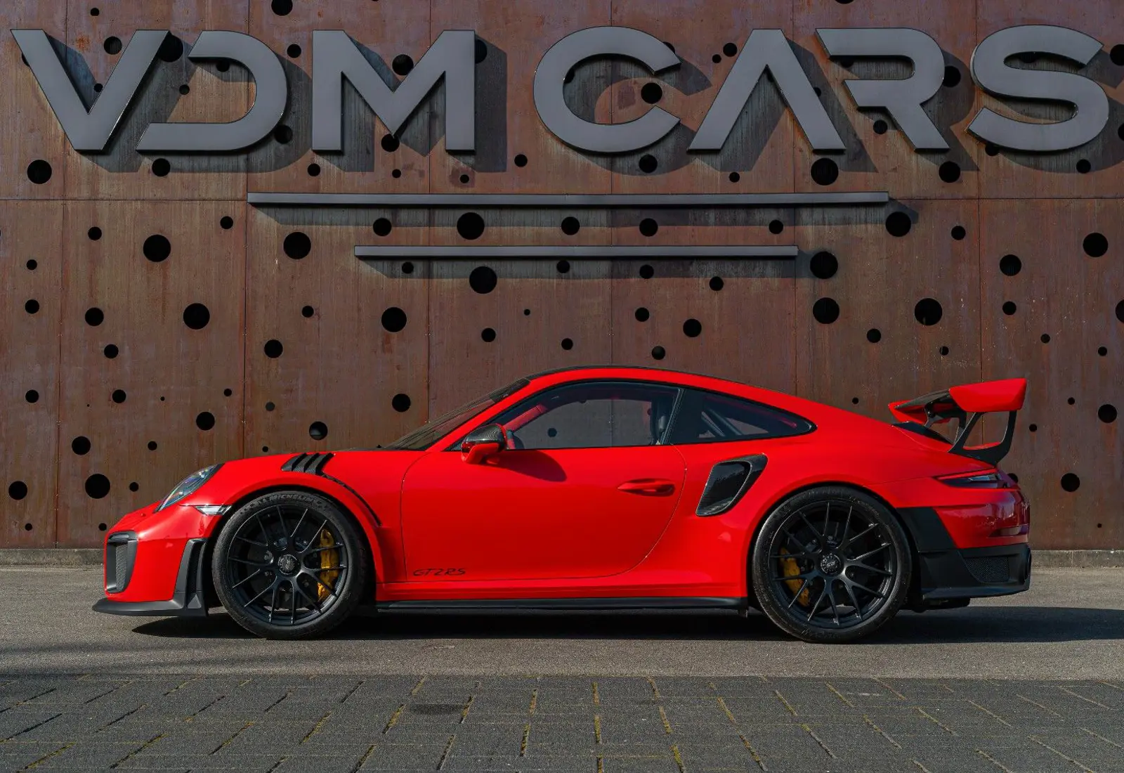 Porsche 911 GT2 RS * WEISSACH * 1.HAND * NUR 732KM * CLUBSPORT - 135723