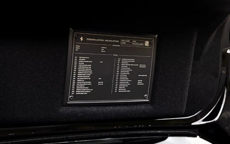 Ferrari Roma Spider * SPECIAL COLOR * VENT * VOLL * LP €345.000 - 171160