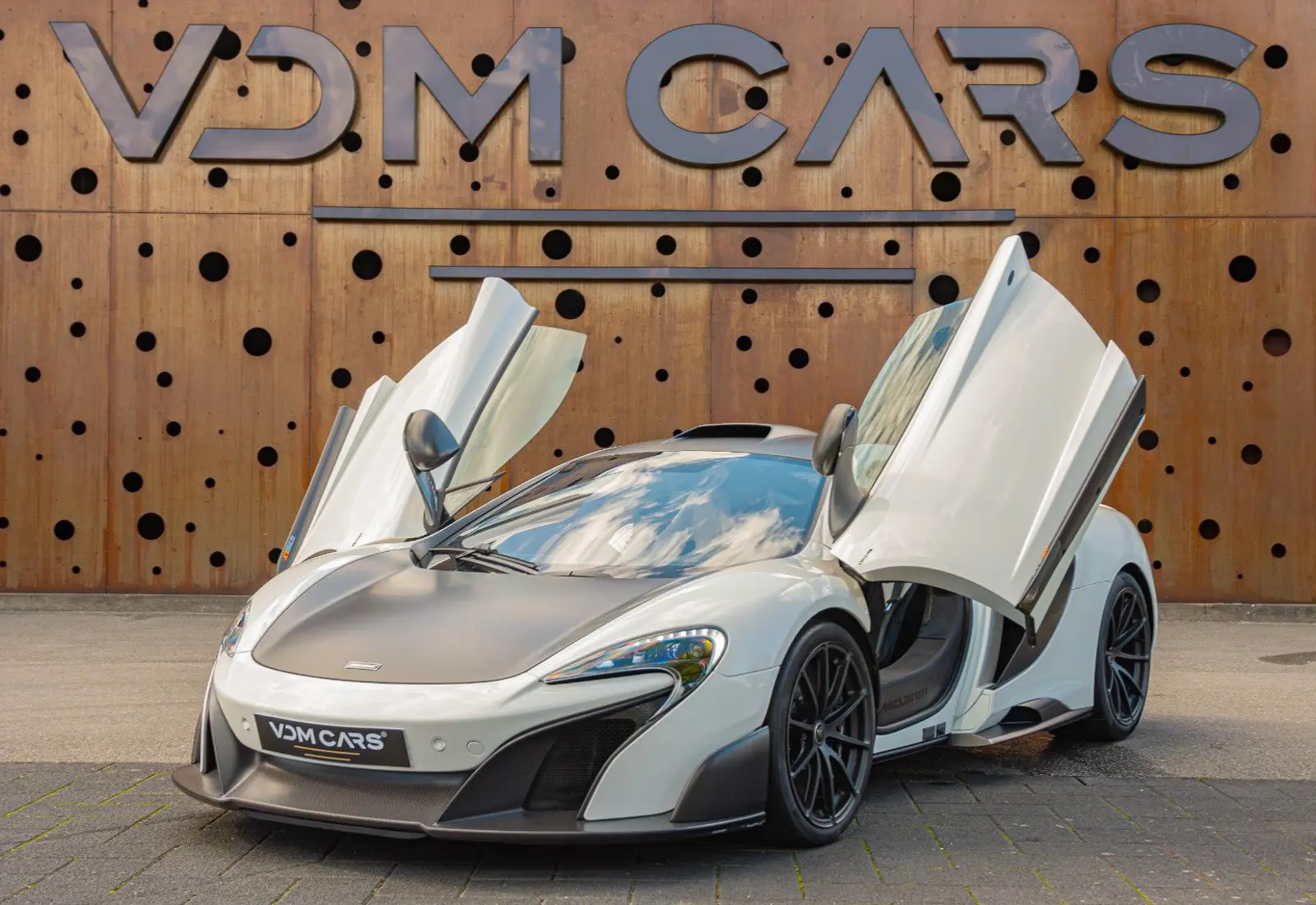 McLaren 675LT | 1st Owner | MSO Roof Scoop | Carbon | - 68485