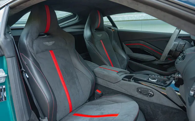 Aston Martin Vantage F1 * CARBON * AEROKIT * 360 * ELEC.SEAT - 110240