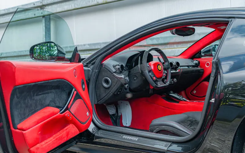 Ferrari F12 Berlinetta * ALCANTARA * CUSTOM * CARBON *  - 137166