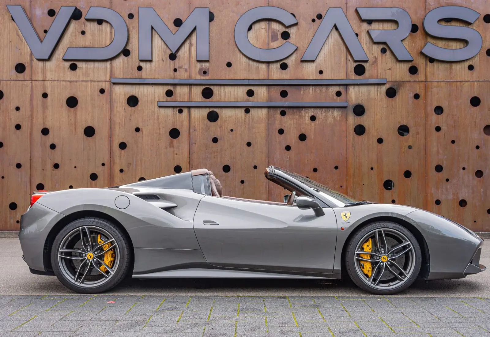 Ferrari 488 Spider HELE * SERVICE NEW * WARRANTY * ELEC.SEAT *  - 112002