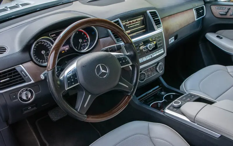 Mercedes-Benz GL 350 BlueTec 4M * AMG LINE * 7-SITZ * 360 * HARMAN *  - 114271