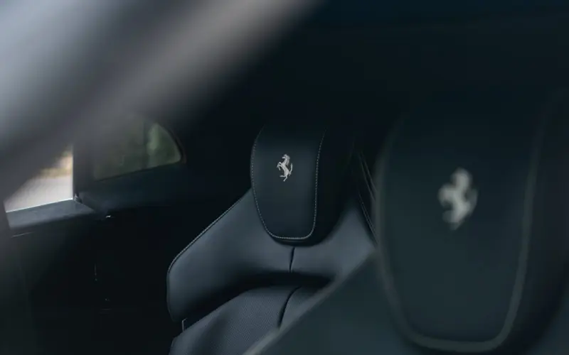 Ferrari Purosangue V12 * FULL CARBON * PANO * LIFT * VENT - 135131