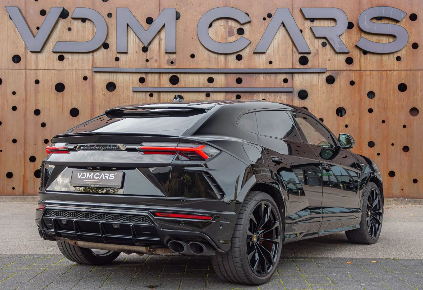 Lamborghini Urus 4.0 V8 * REAR-ENT. * PANO * B&amp;O * NEW SERVICE * 360 *  - 68702