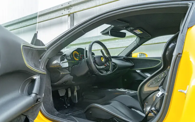 Ferrari SF90 Stradale * ATELIER * GIALLO TRIPLO * CARBON * TAILO - 138932