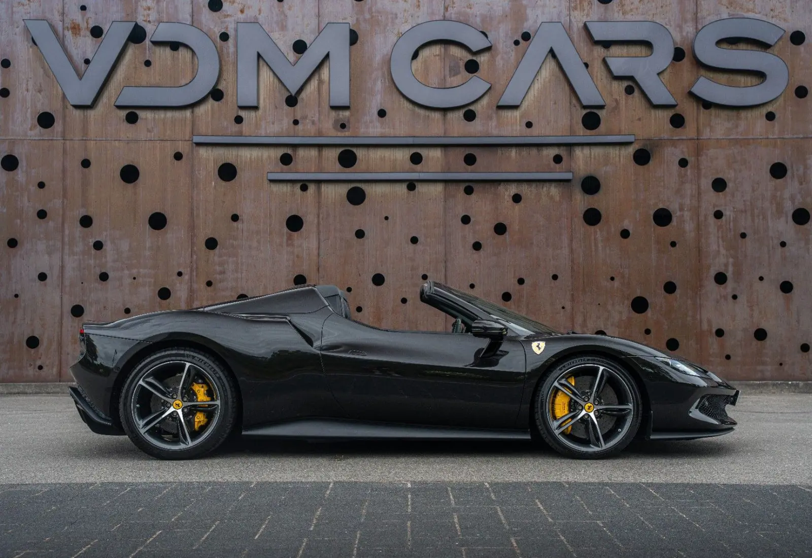 Ferrari 296 GTS * AKRAPOVIC * CARBON SEATS * LIFT * AFS * CONNECT - 153743