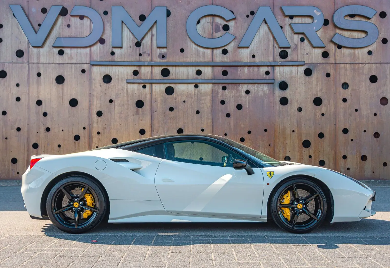 Ferrari 488 GTB * Lift * Pass. Display * Sport Exhaust *  - 83185