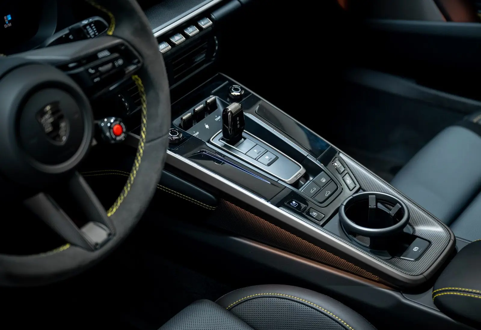 Porsche 992 Turbo S * 992.2 * MY26 * SPORTDES * CARBON EXT * SOFOR - 130393