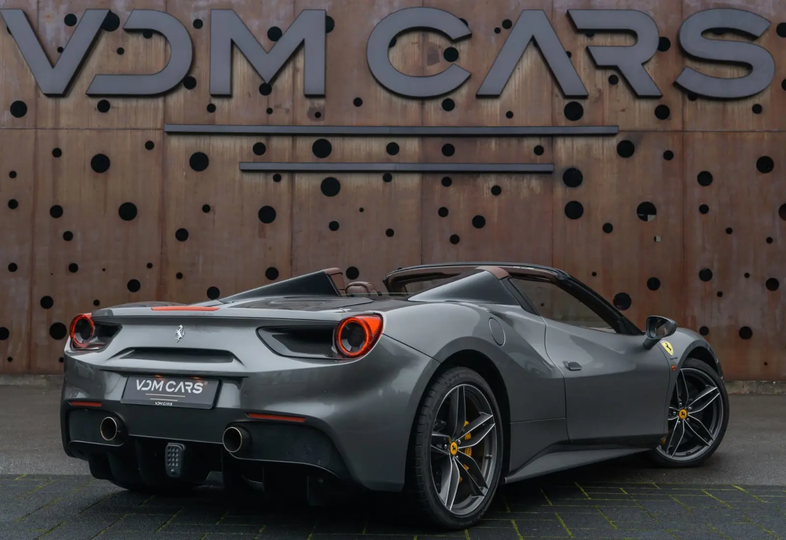 Ferrari 488 Spider HELE * SERVICE NEW * WARRANTY * ELEC.SEAT *  - 123117