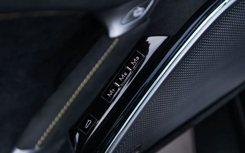 Ferrari Roma Spider * MAGNERIDE * P.DISPLAY * VENTILATION * 360 - 124160