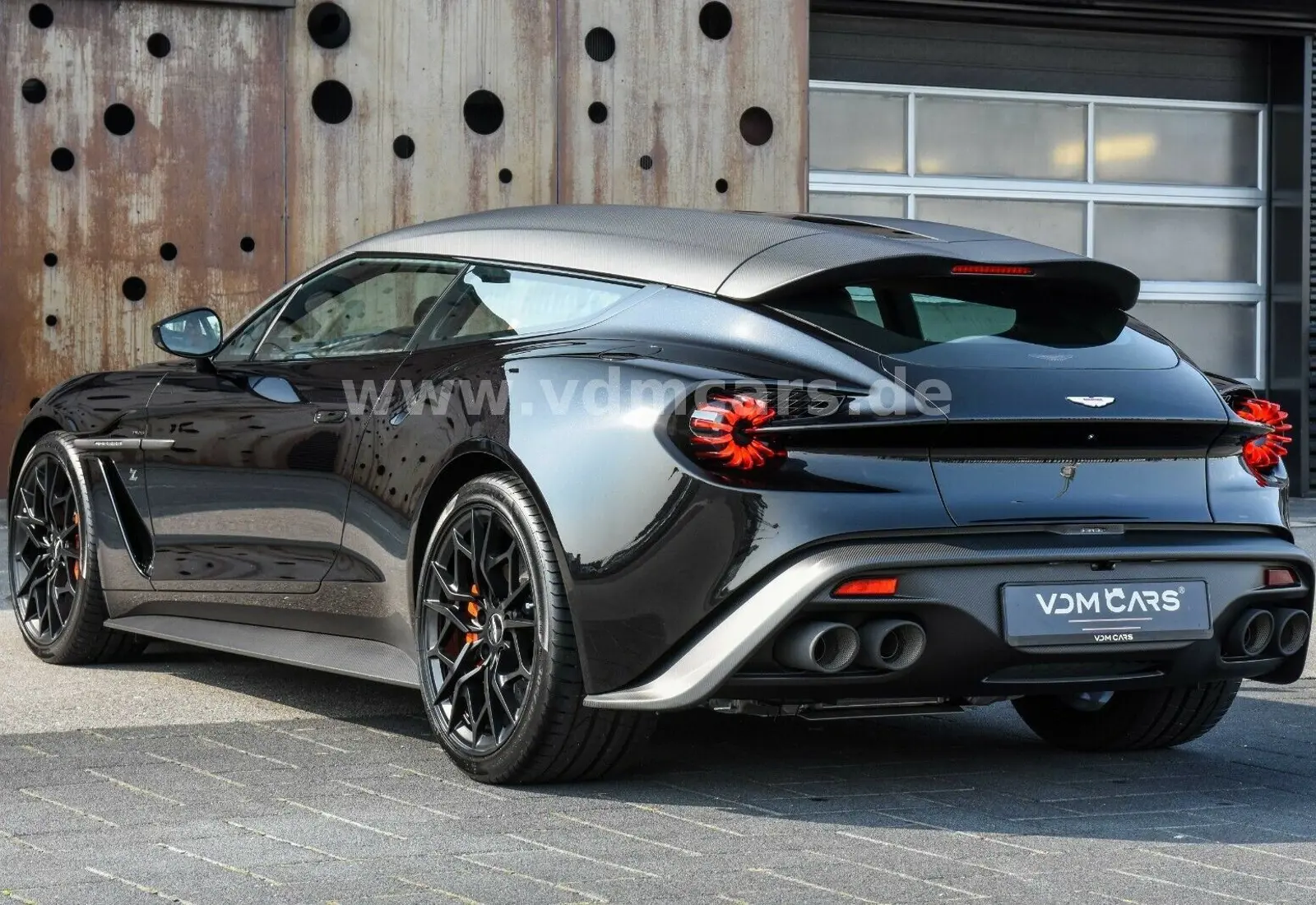Aston Martin Vanquish Zagato Shooting Brake | 1 of 99 | NEW - 102391