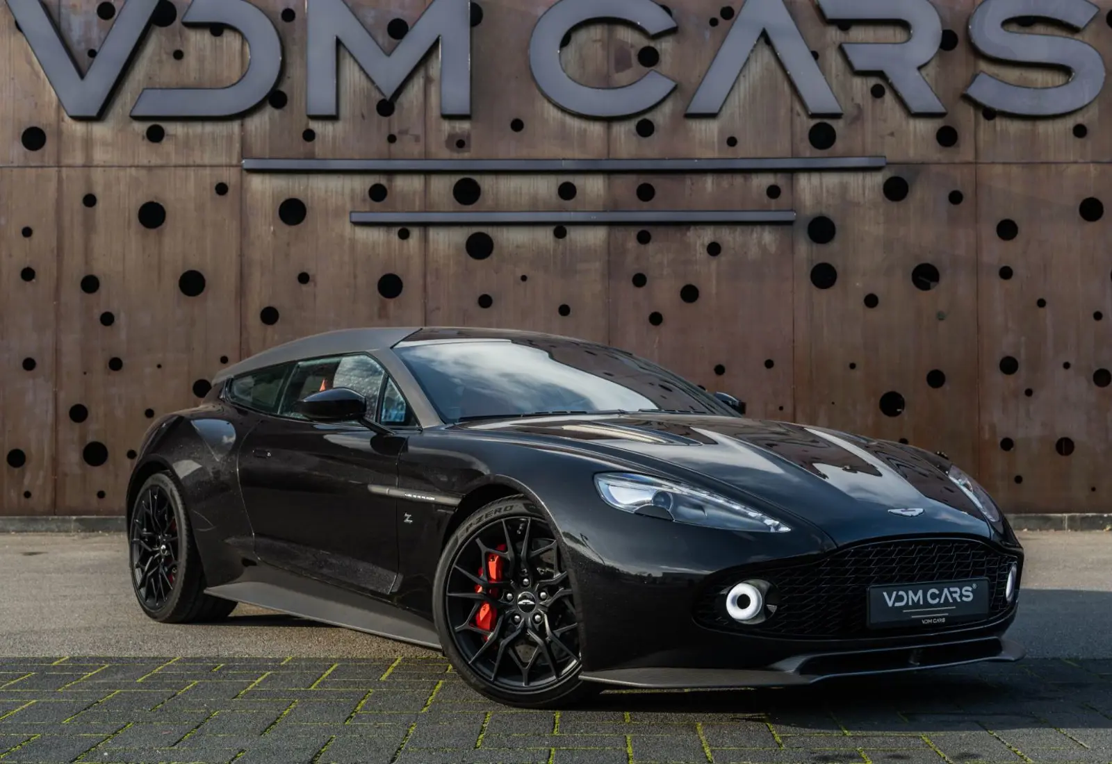 Aston Martin Vanquish Zagato Shooting Brake NEW SERVICE ! NEW - 170249
