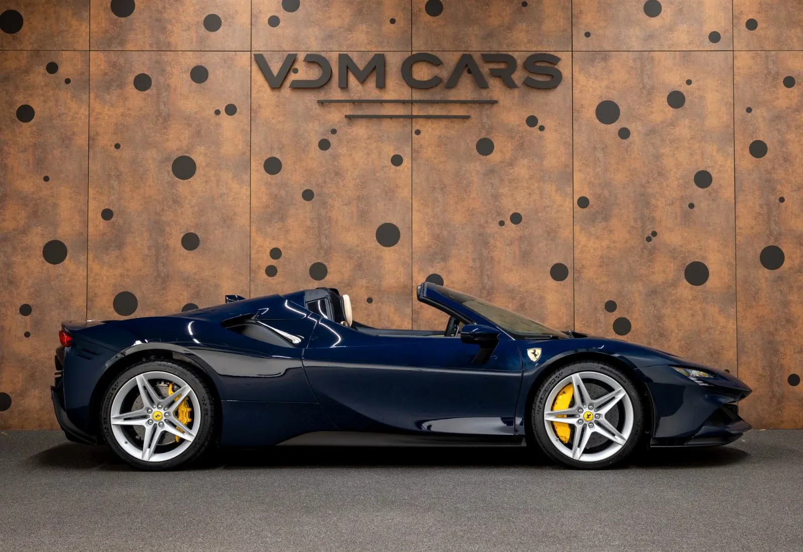 Ferrari SF90 Spider * LIFT * L-RACESEATS * CAMERA *  - 110636