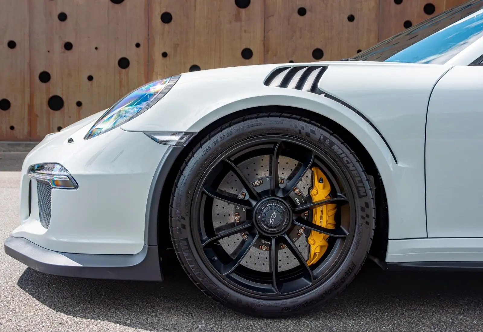 Porsche 911 GT3 RS * 923 KM * 1. BESITZER * PCCB * CARBON * MWST - 101863