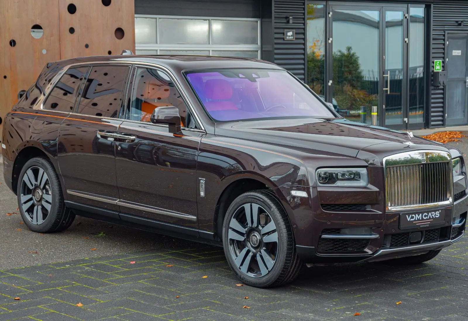 Rolls-Royce Cullinan * FOND-ENT. * VIEWING SUITE * BESPOKE * MASSAG - 96959