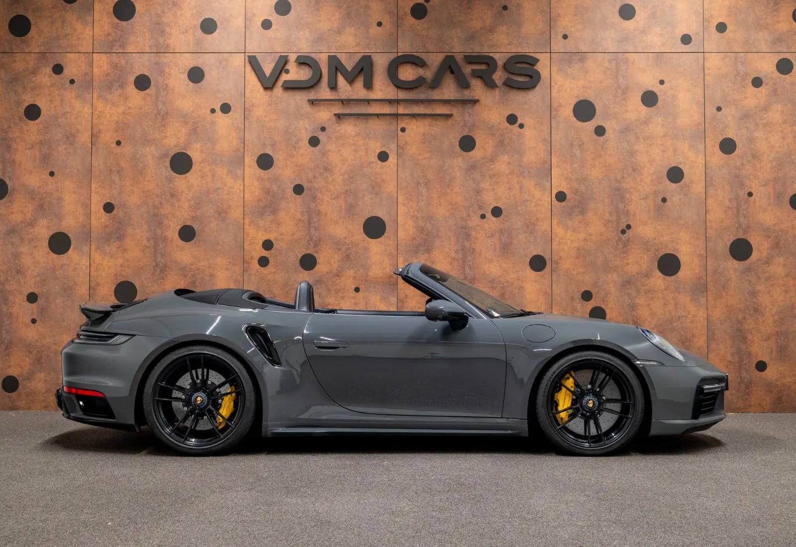 Porsche 911 Turbo S Cabriolet * PTS * LIFT * SPORTAUSPUFF * 360 *  - 170929