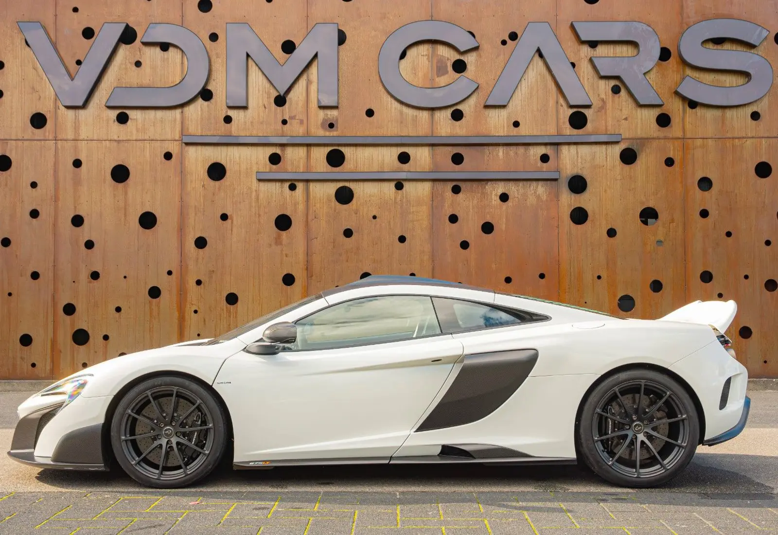 McLaren 675LT | 1st Owner | MSO Roof Scoop | Carbon | - 68493