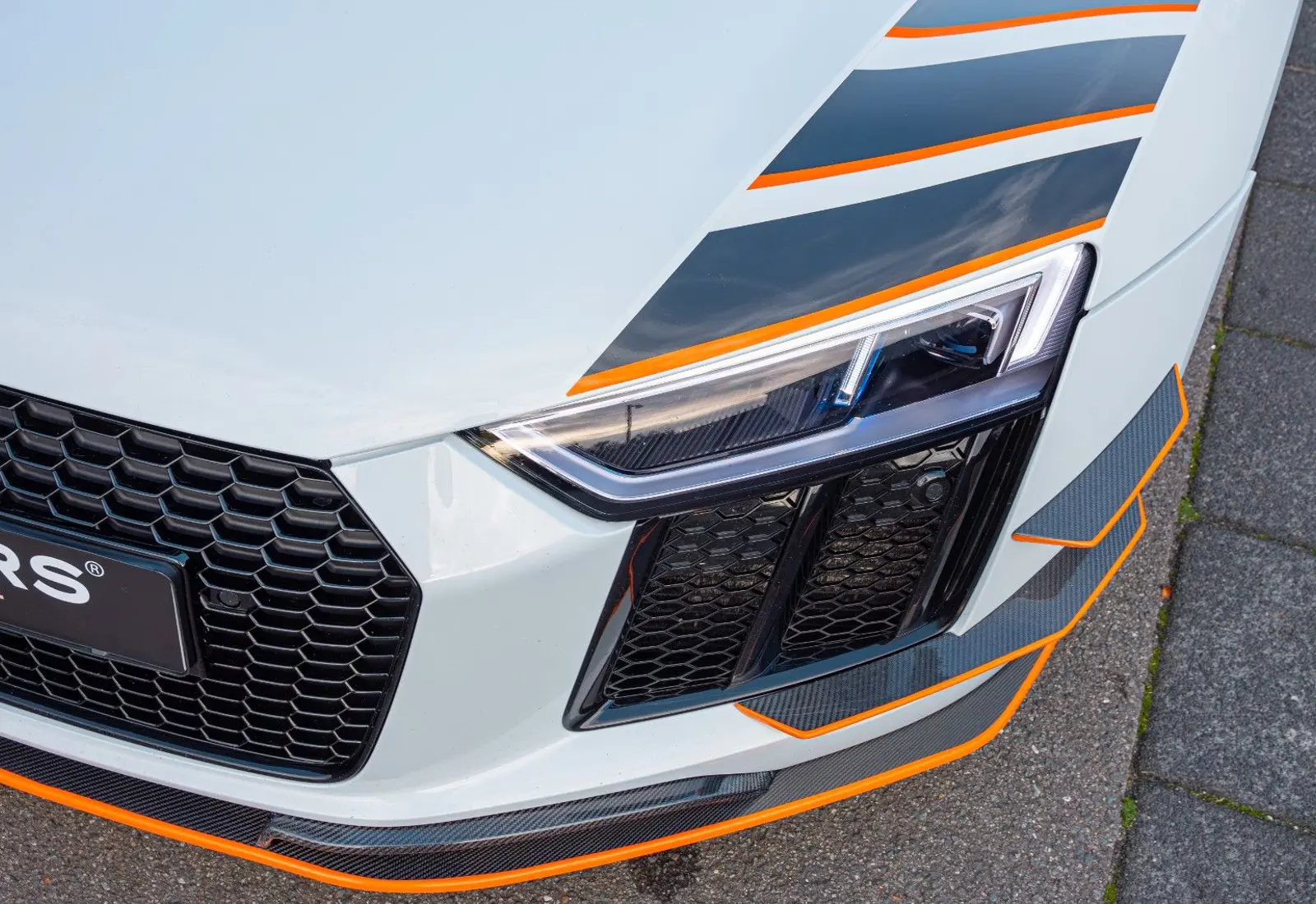 Audi R8 Coupe 5.2 FSI quattro plus * CARBON * GT STYLE *  - 102595