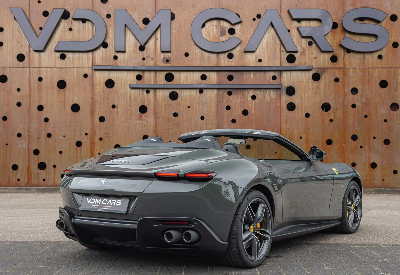 Ferrari Roma Spider * STOCK * CARBON * 360 * SMARTPHONE * SEATS *  - 54096