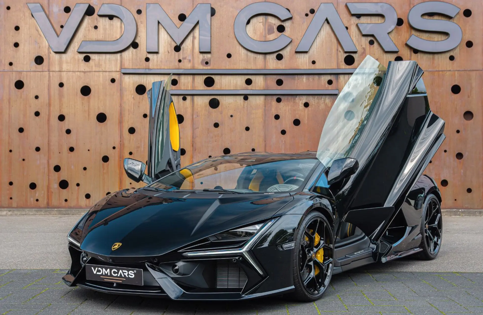 Lamborghini - Revuelto - 145290