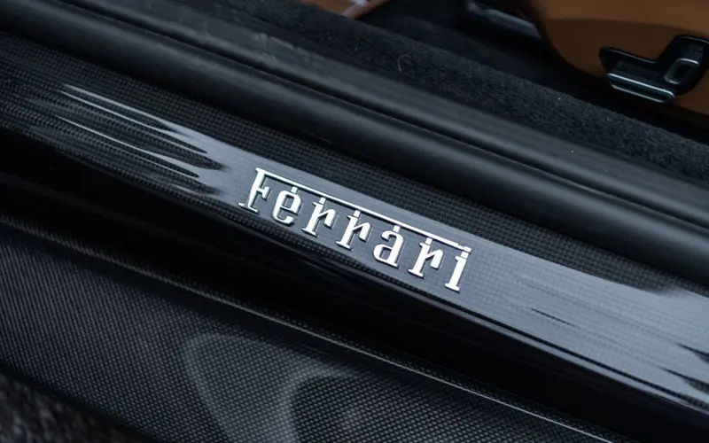 Ferrari Roma Spider * SPECIAL COLOR * ADAS * VENT * 360 * VOLL *  - 131408