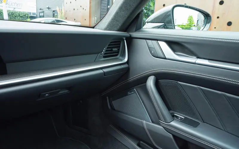 Porsche 992 Turbo S * AERO * PASM * PCCB * CARBON *  - 109993