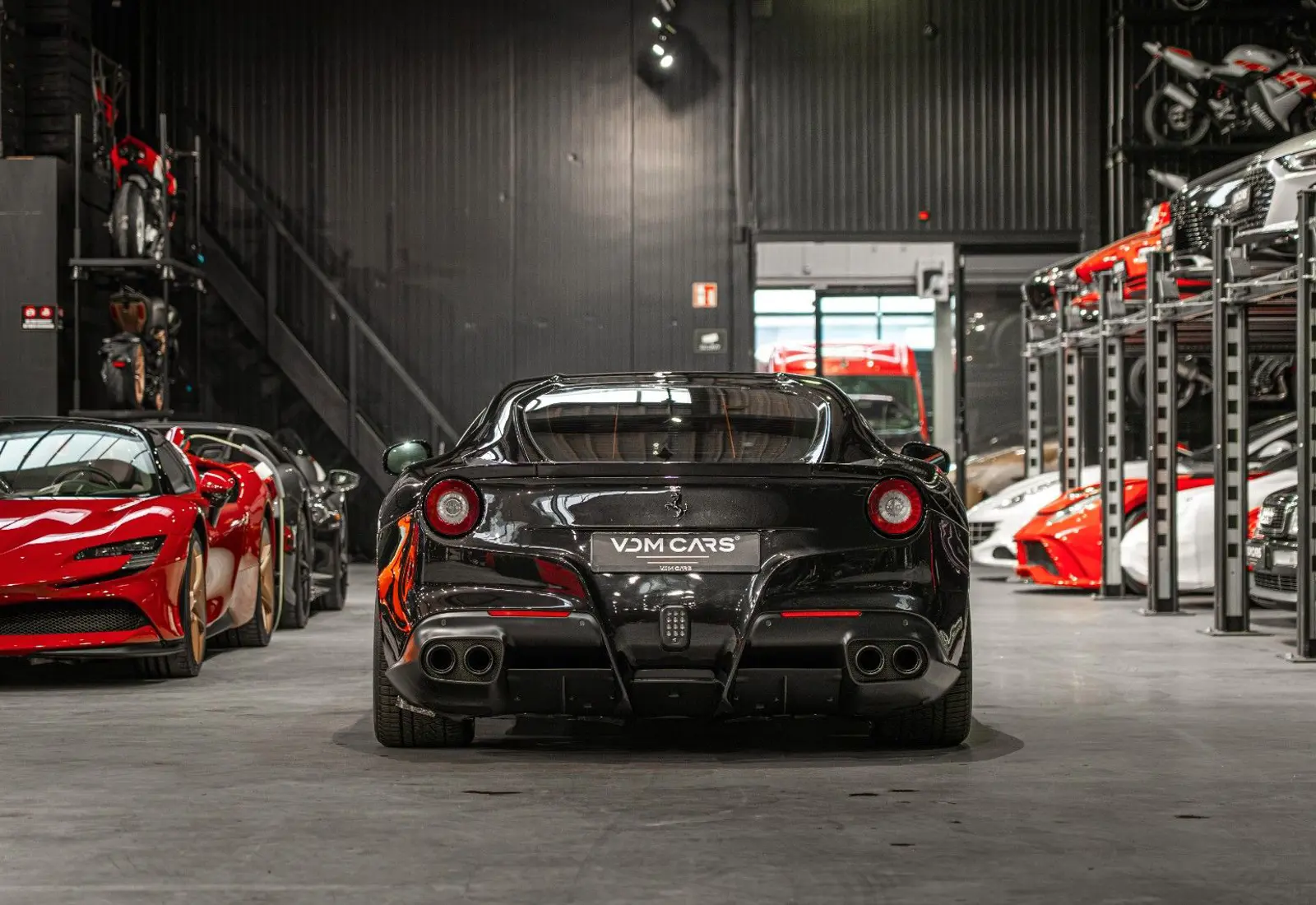 Ferrari F12 Berlinetta * ALCANTARA * CUSTOM * CARBON *  - 134883