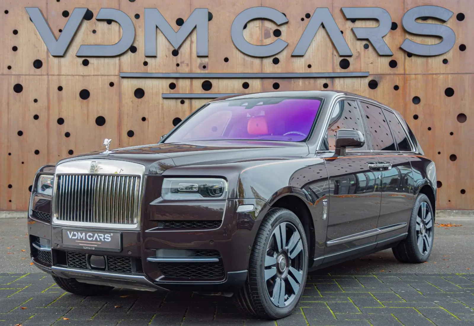 Rolls-Royce Cullinan * FOND-ENT. * VIEWING SUITE * BESPOKE * MASSAG - 96956
