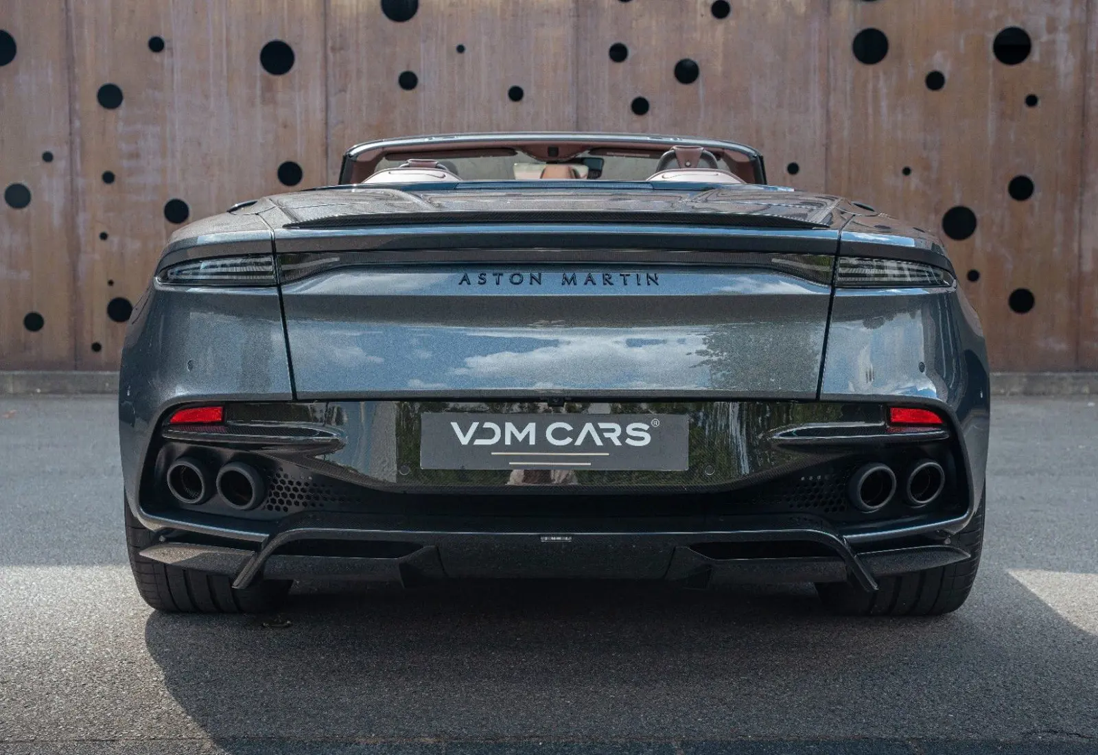 Aston Martin DBS Volante 770 Ultimate * 1/199 * Carbon * Carb.Seats - 151619