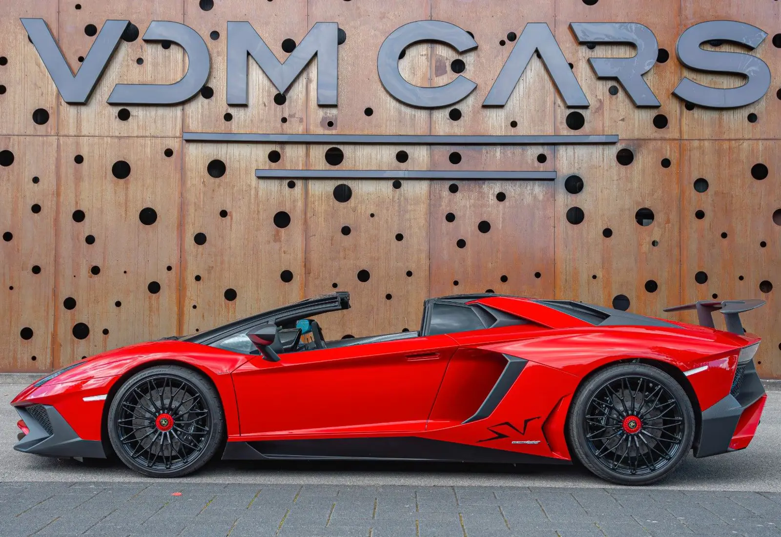 Lamborghini Aventador SV Roadster * ONLY 1.650 KM * 1 OF 500 *  - 103425