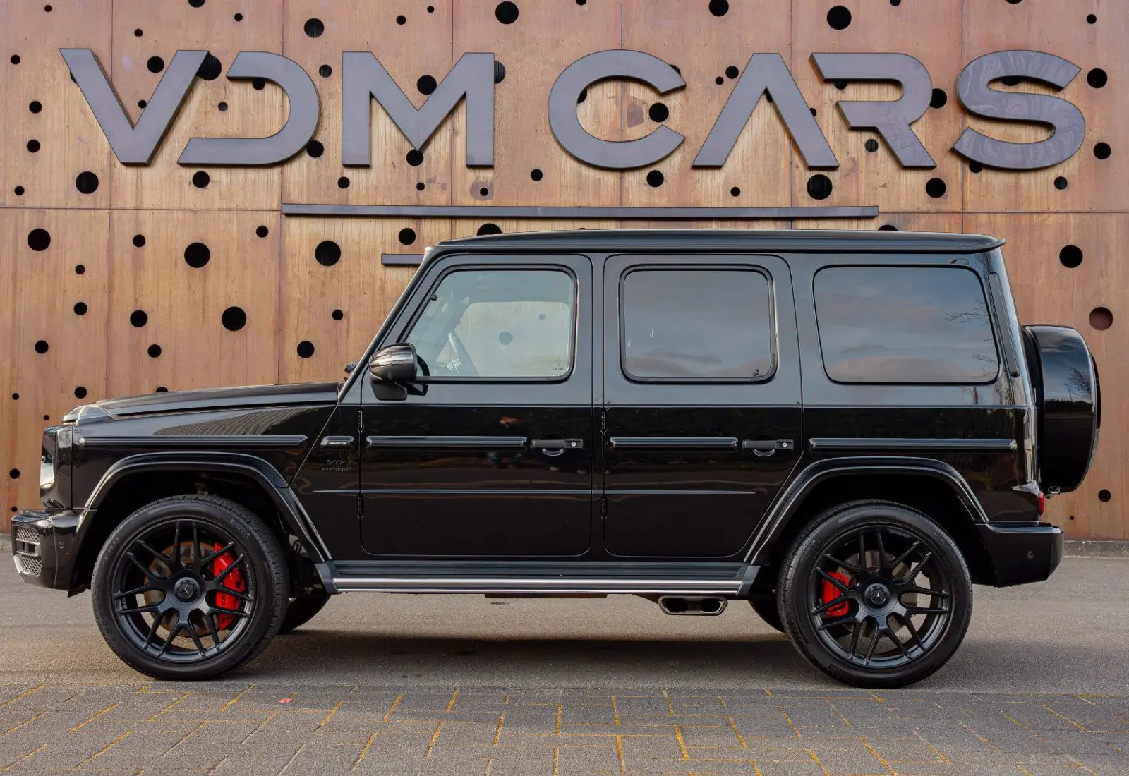 Mercedes-Benz G 63 AMG * AKRAPOVIC * NIGHT * MASSAGE *  - 136326