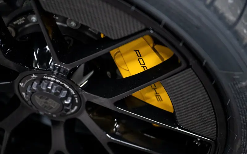 Porsche 911 Turbo S * 992.2 * MY26 * SPORTDES * CARBON EXTERIOR - 145920