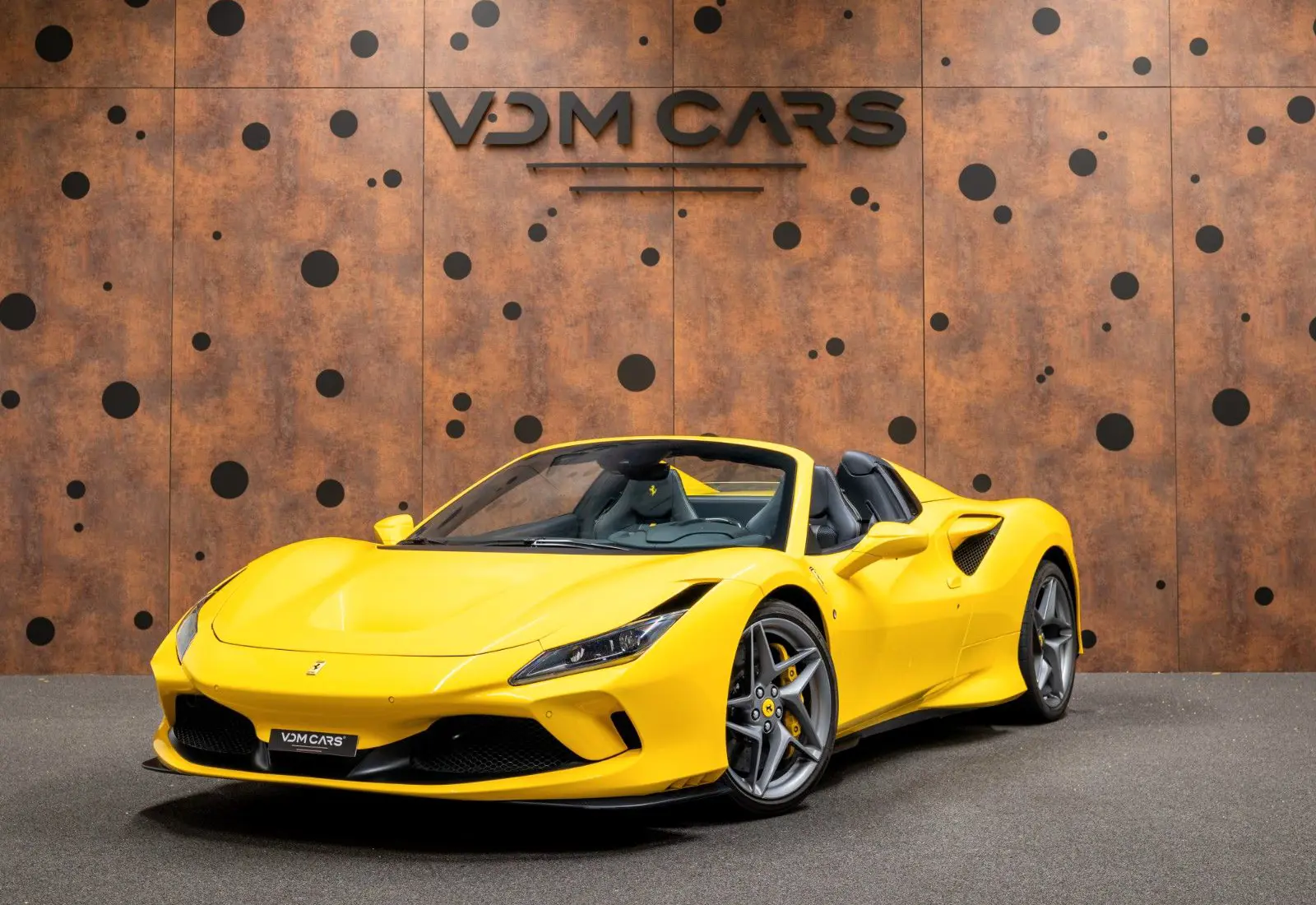 Ferrari F8 Spider * LIFT * AFS1 * CARBON * Racing Seats *  - 144751
