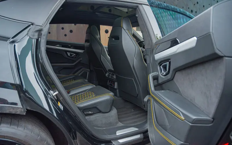 Lamborghini Urus 4.0 V8 * MASSAGE * ADAS * STYLE PACK * URBAN - 84235