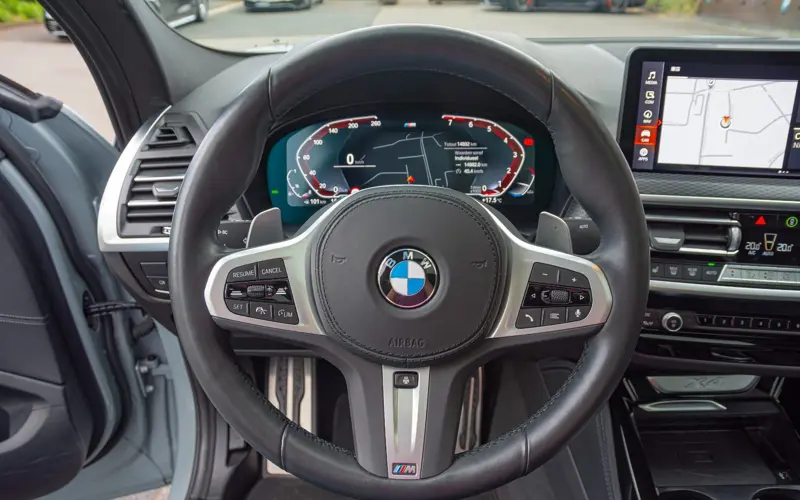 BMW X4 xDrive 20 i M Sport * PANO * HARMAN * 360 * SHADOW *  - 107495