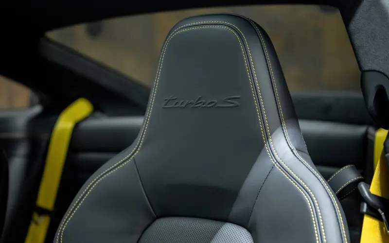 Porsche 911 Turbo S * 992.2 * MY26 * SPORTDES * CARBON EXT * SOFOR - 130314