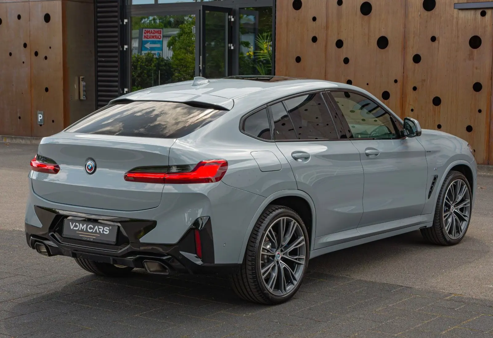 BMW X4 xDrive 20 i M Sport * PANO * HARMAN * 360 * SHADOW *  - 107481