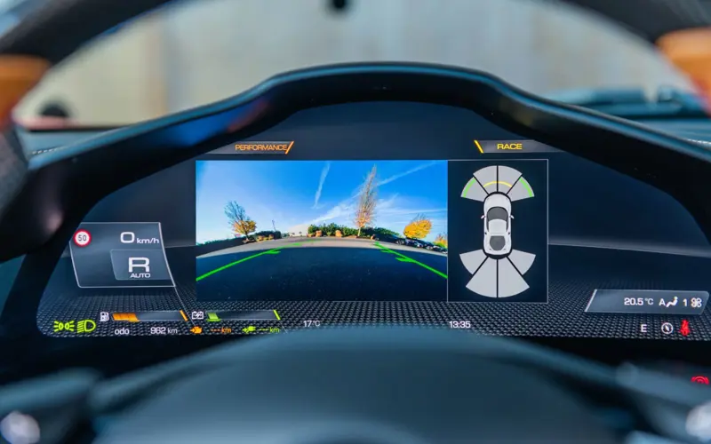 Ferrari 296 GTB * 1.HAND * CARBON * CARBON FELGEN * LIFT *  - 121324