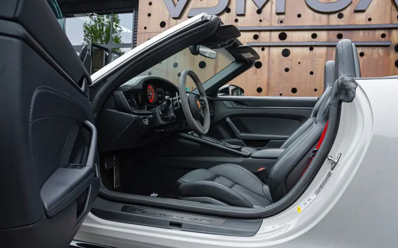 Porsche 992 Carrera 4 GTS Cabrio * 18 WEG * BOSE * SPORT * PASM *  - 86381