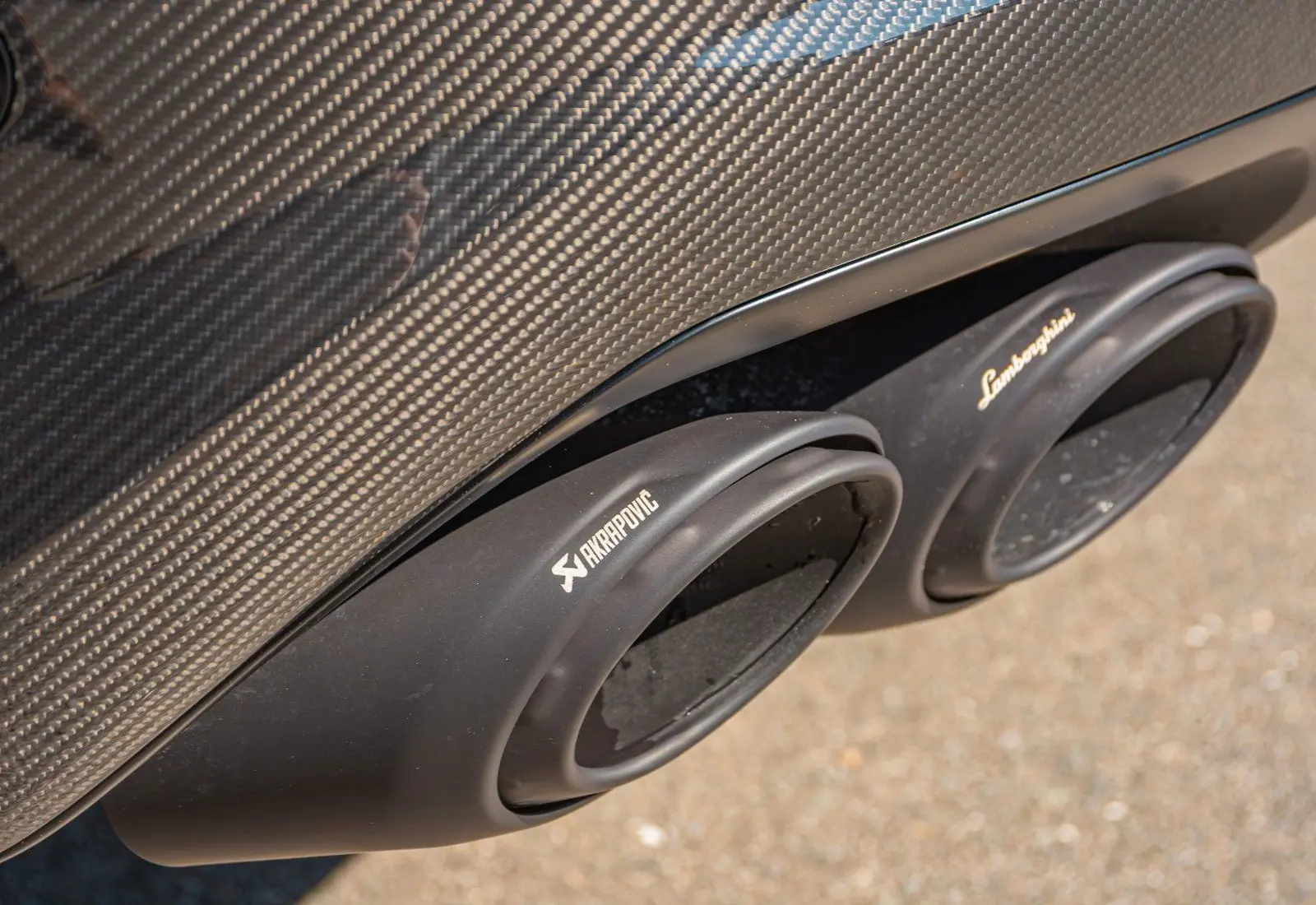 Lamborghini Urus 4.0 V8 Performante * AKRA * CARBON * FULL ADAS *  - 83316
