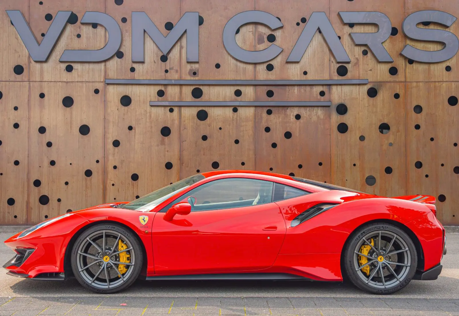 Ferrari 488 Pista * CARBON * MWST * SERVICE NEW * FULL XPELL *  - 67700