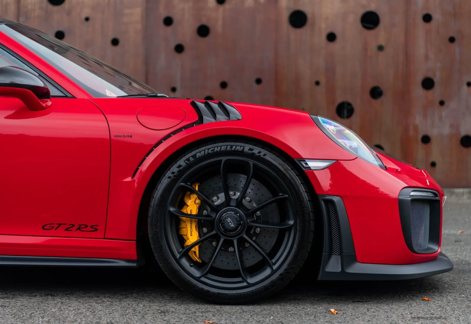 Porsche 911 GT2 RS * WEISSACH * 1.OWNER * ONLY 732KM * NEW - 123867