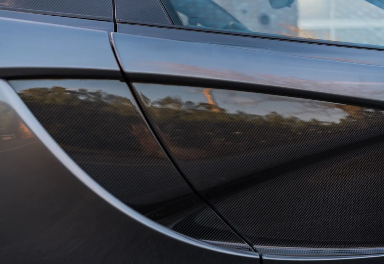 McLaren P1 * MSO * FULL CARBON * LIFT * MERIDIAN * 1 OF 375 *  - 125470